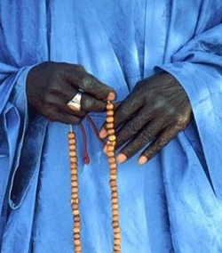 Hands & Beads - Lenny Foster